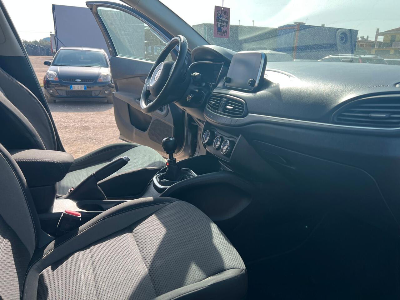Fiat Tipo 1.6 Mjt S&S DCT SW Lounge