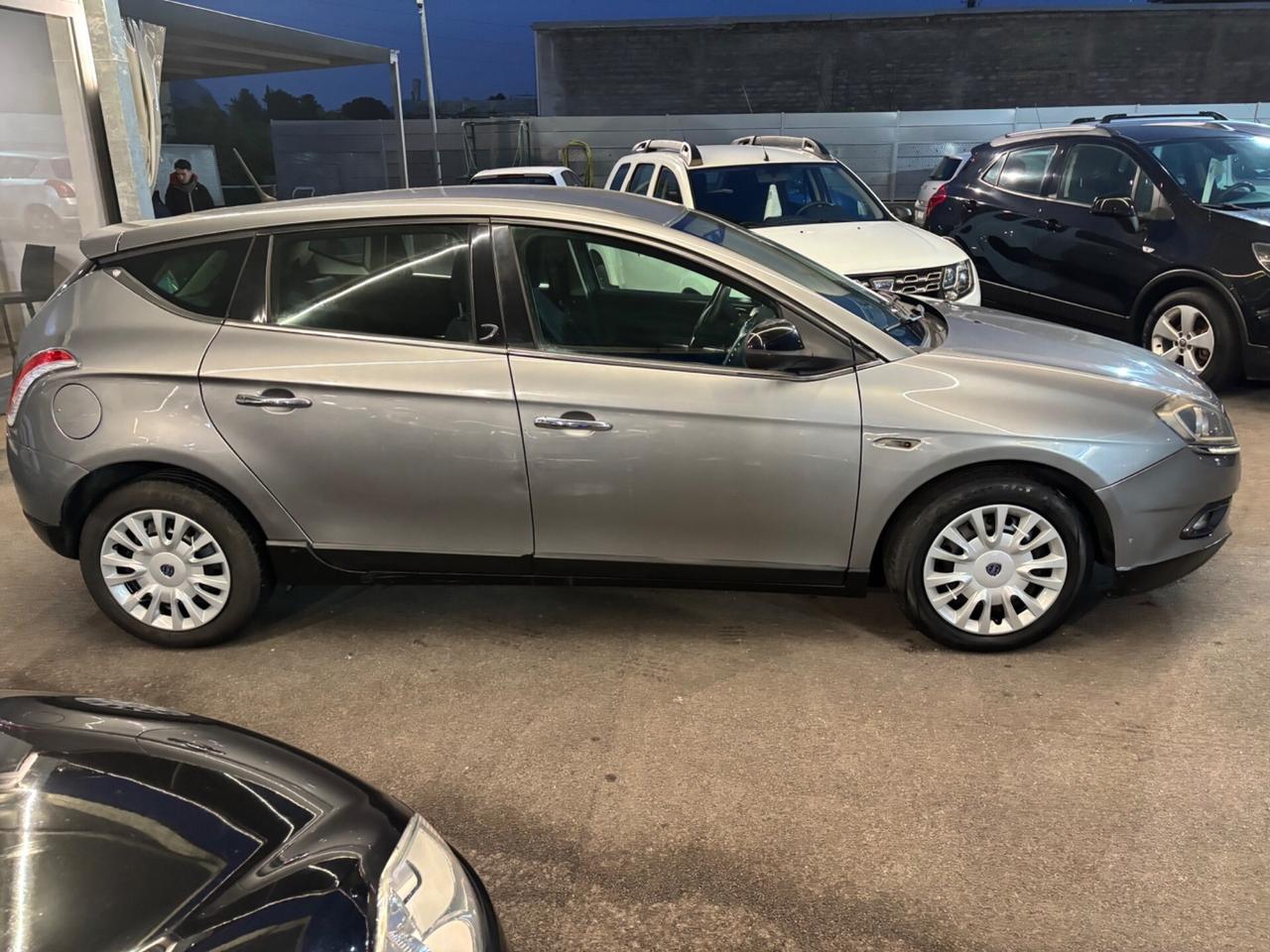 Lancia Delta 1.4 T-Jet 120 CV Oro