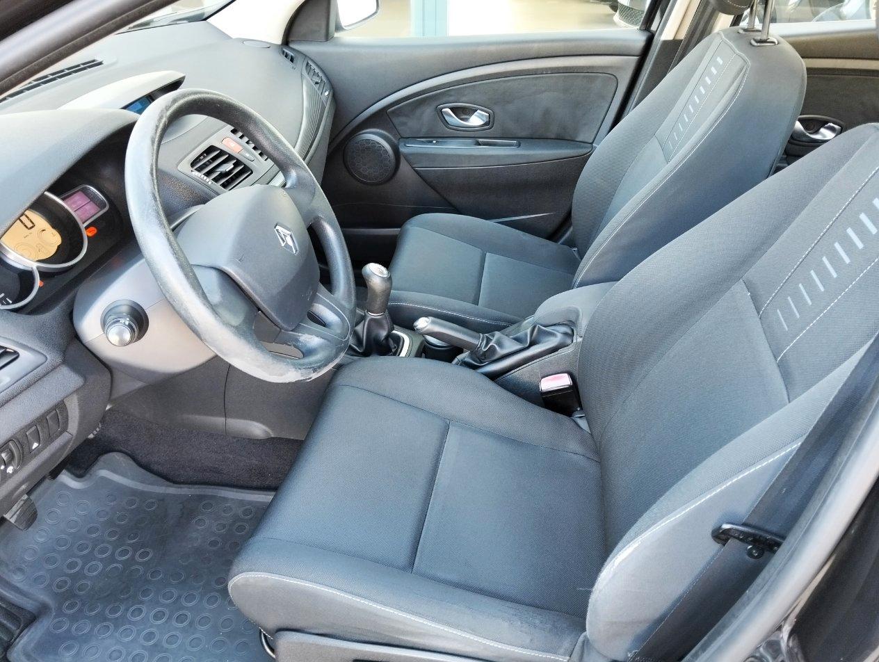 Renault Megane 5 Porte Megane 1.5 dci Confort 90cv