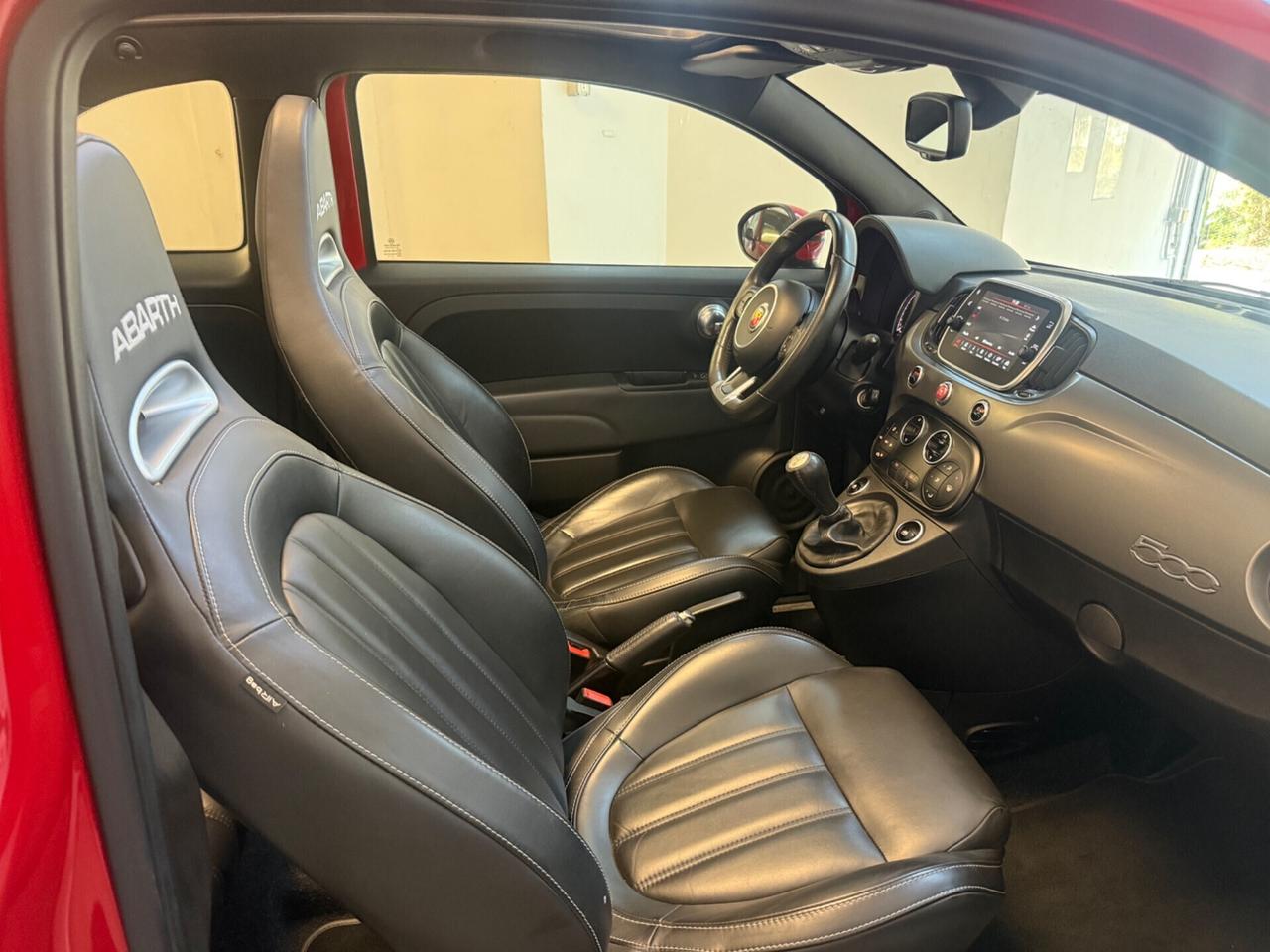 Abarth 595 C 1.4 Turbo T-Jet 145 CV