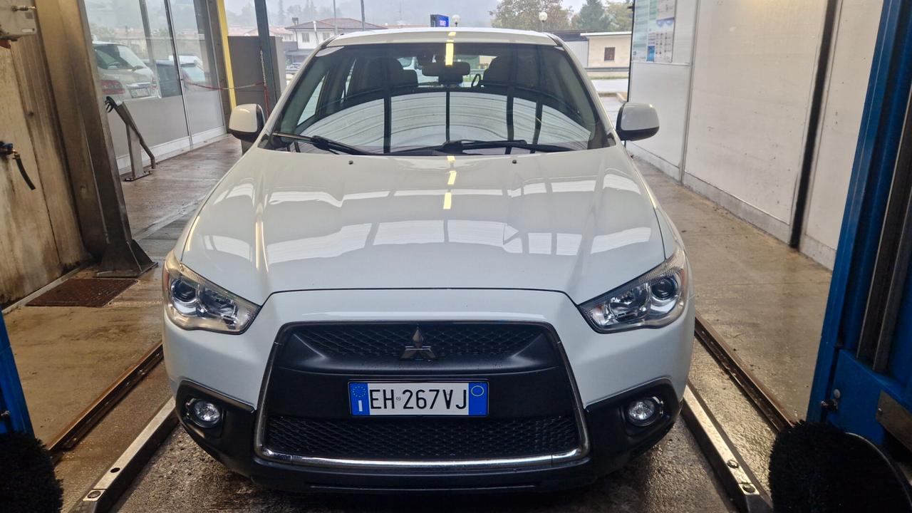 Mitsubishi ASX 1.8 DI-D 150CV 4WD perfetta e garantita