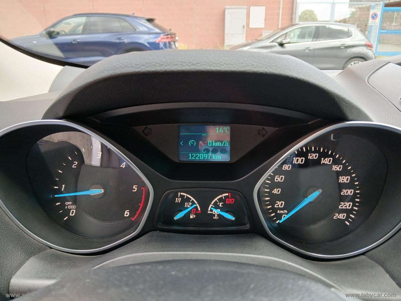 FORD Kuga 2.0 TDCi 140 CV 2WD Titanium