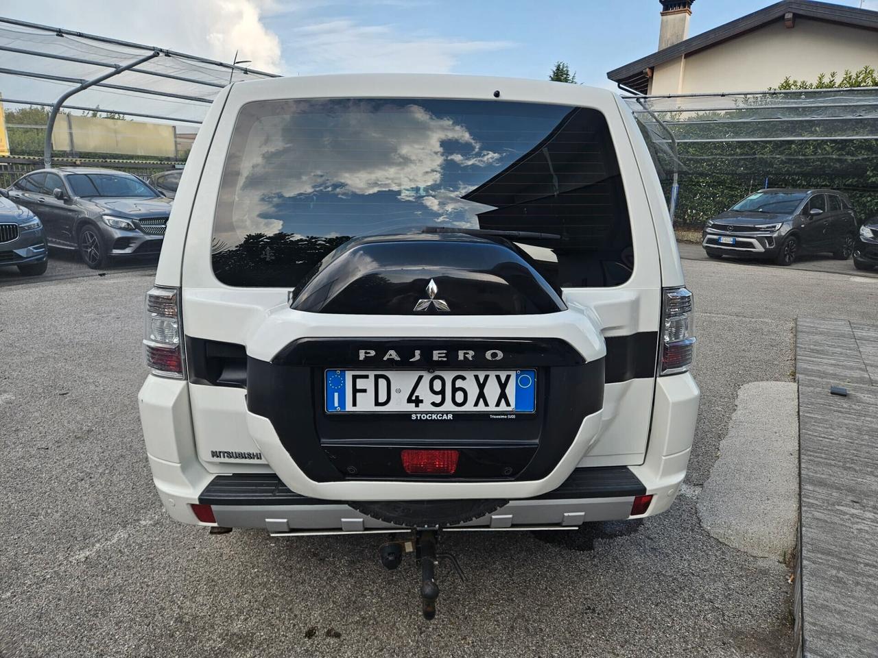 Mitsubishi Pajero 3.2 DI-D 16V aut. 5p. Instyle DPF CARPLAY