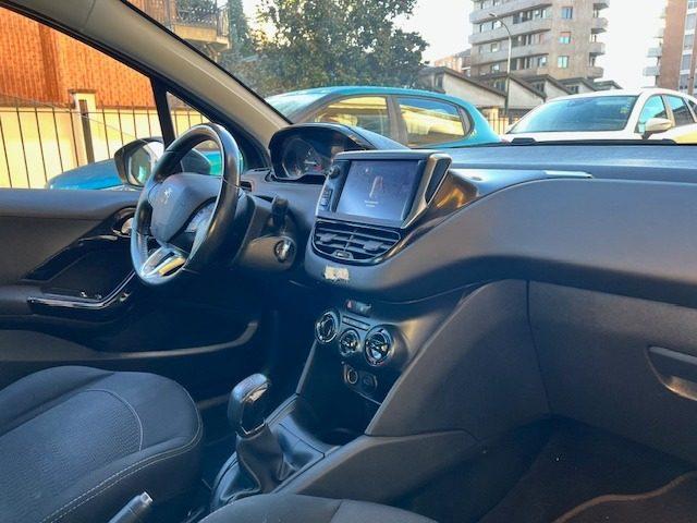 PEUGEOT 208 1° serie PureTech 82 5 porte Allure NEOPATENTATO