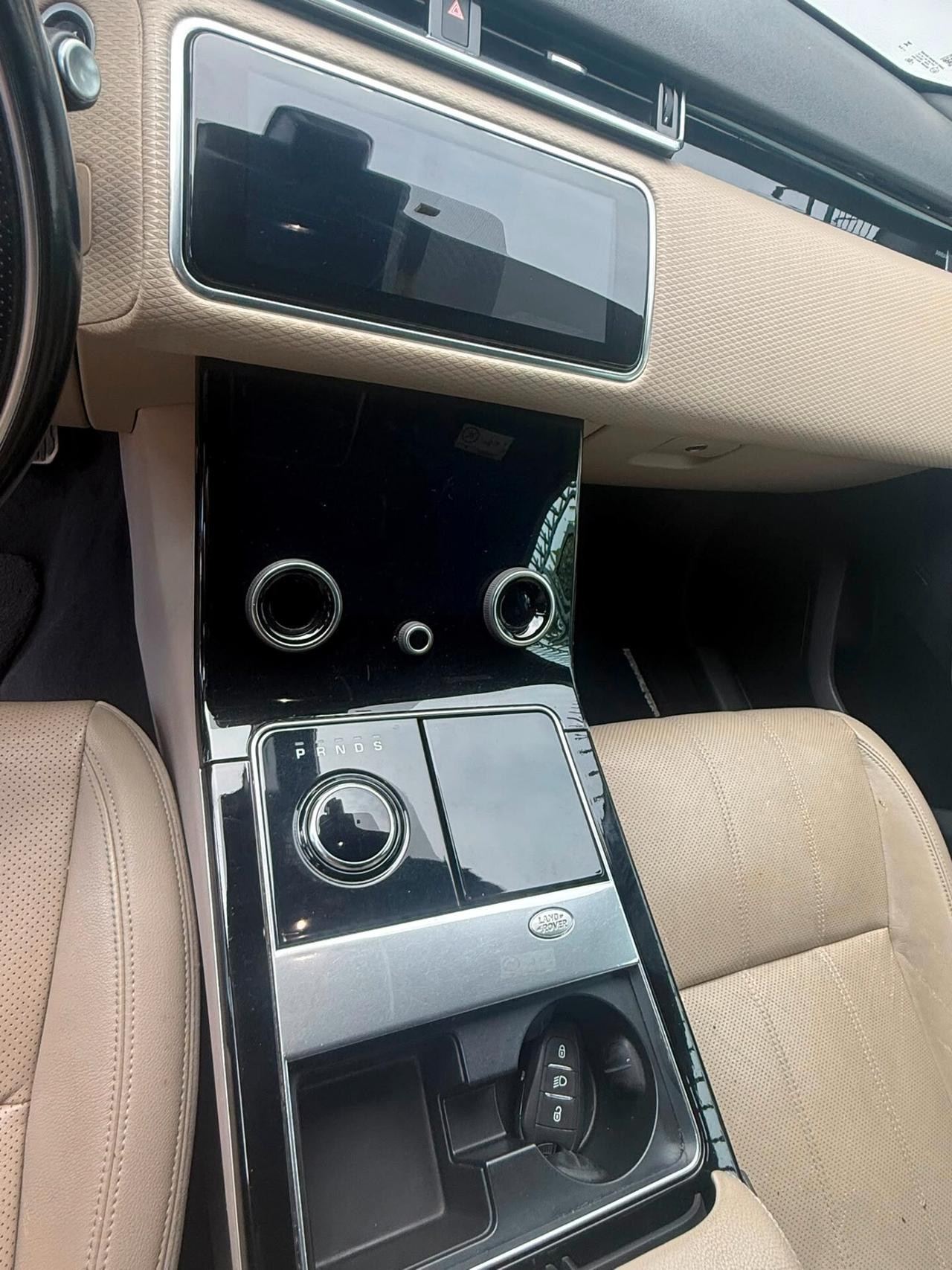 Land Rover Range Velar 2.0D I4 180 CV R-Dynamic HSE