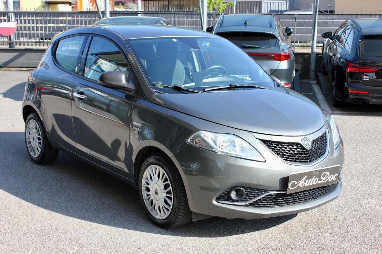 LANCIA YPSILON 1.2 69CV 5 PORTE GPL ECOCHIC SILVER