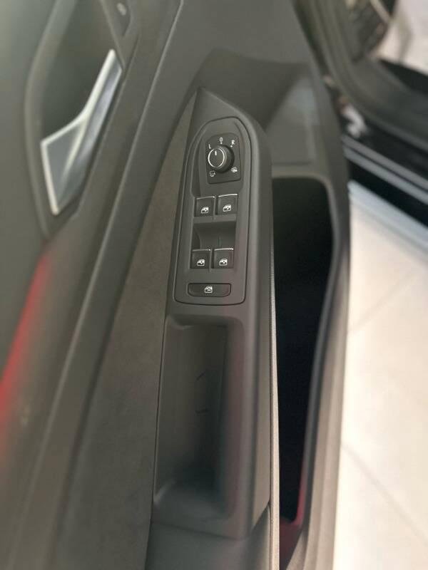 Volkswagen Golf 2.0 tsi GTI 245cv