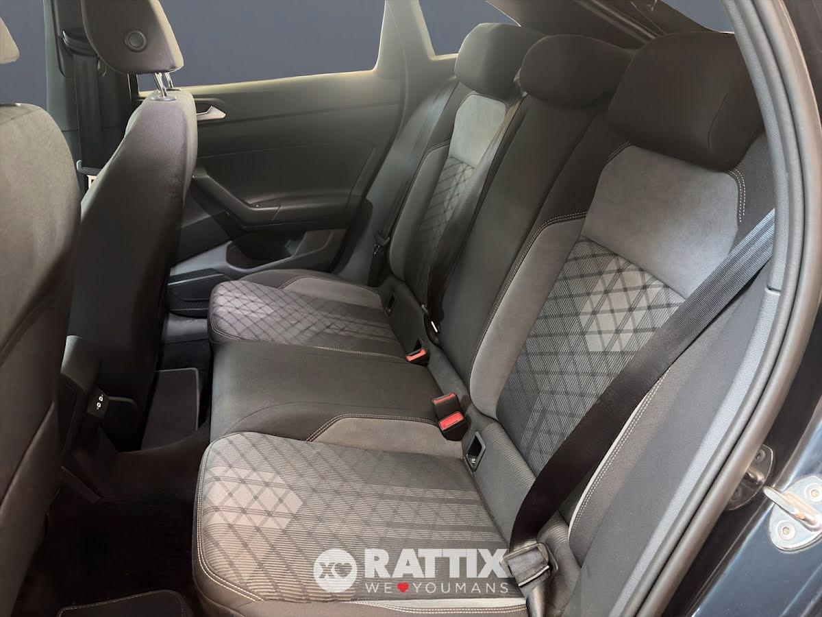 Volkswagen Taigo 1.0 TSI 115CV R-Line DSG + tetto apribile