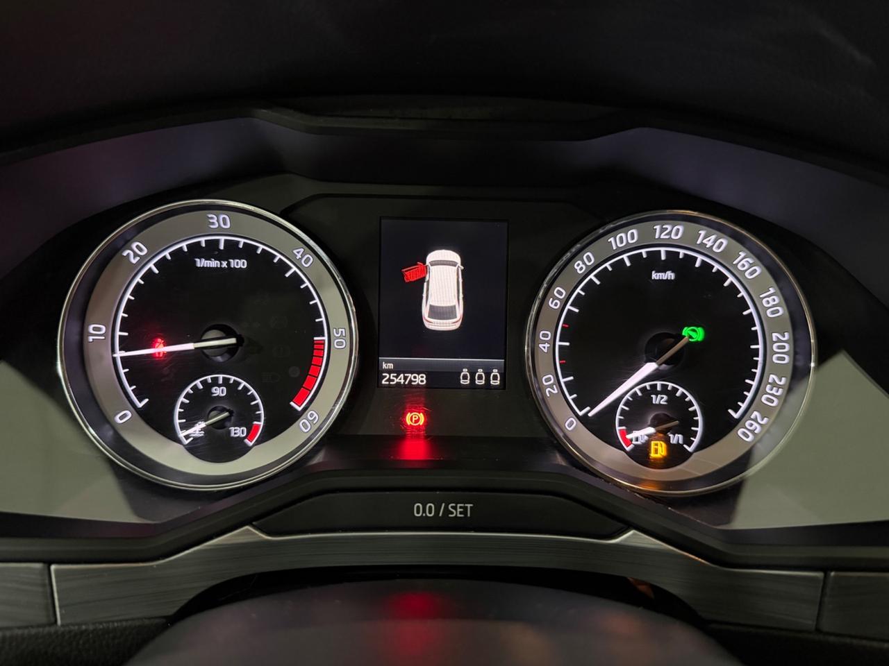 Skoda Superb 1.6 TDI SCR DSG Wagon Style