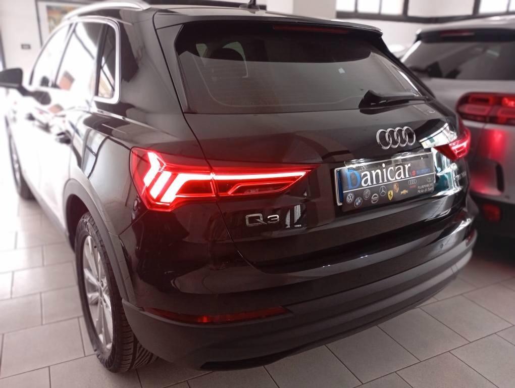 Audi Q3 2.0 TDI 150 CV Sport