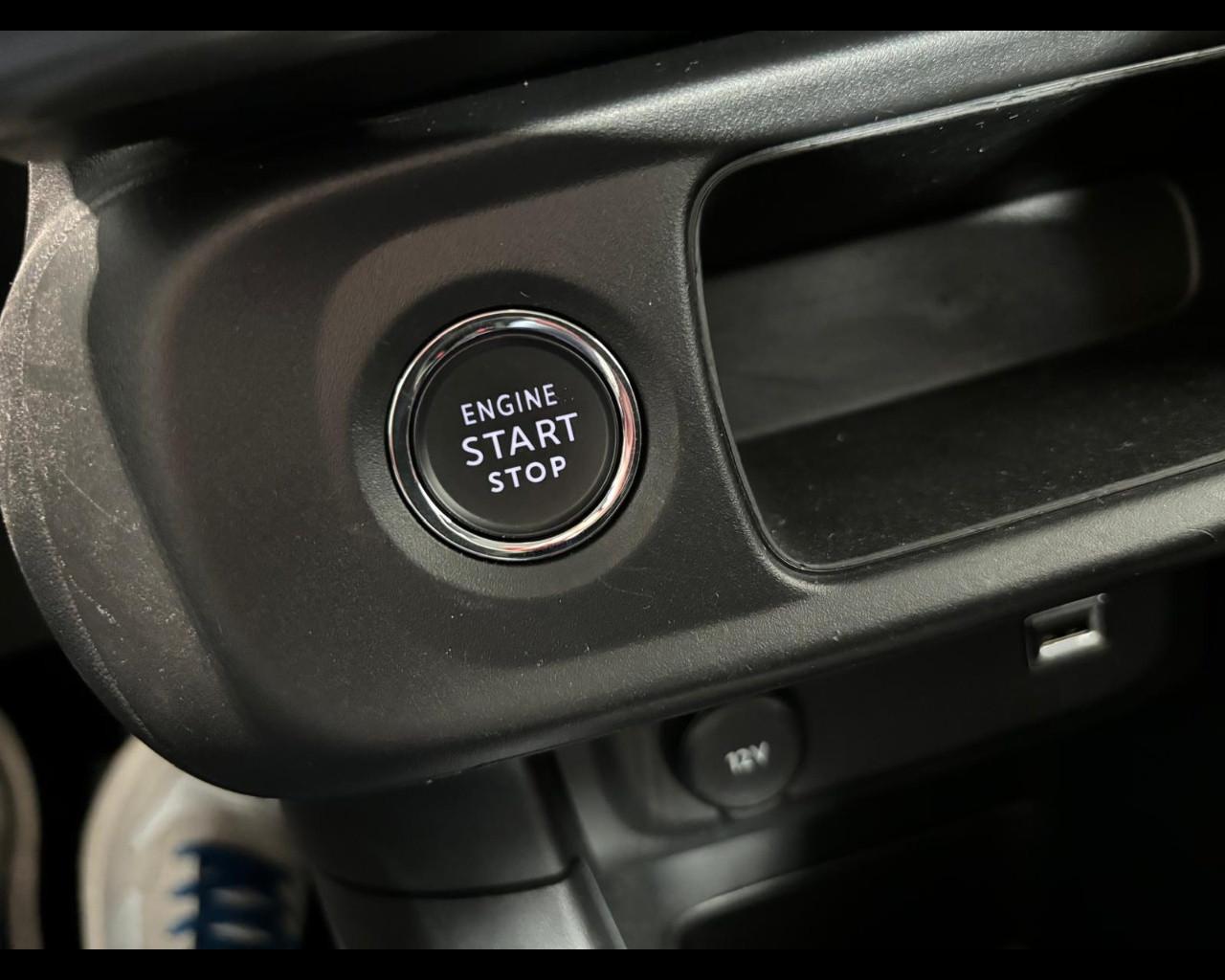 CITROEN C3 III 2017 - C3 1.5 bluehdi Shine s&s 100cv 6m