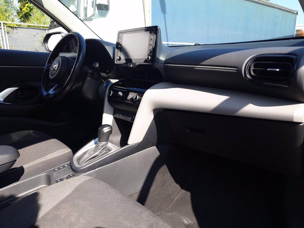 TOYOTA Yaris cross 1.5h business fwd 116cv e-cvt del 2022