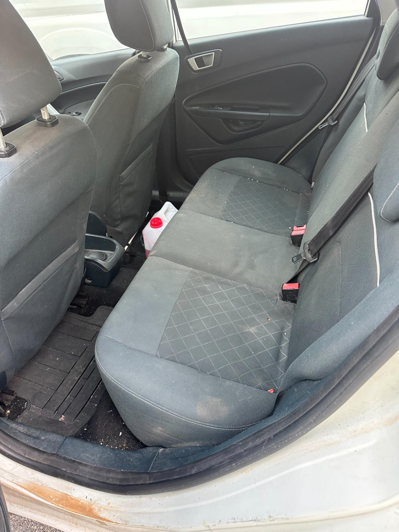 Ford Fiesta 1.4 5 porte Bz.- GPL Titanium