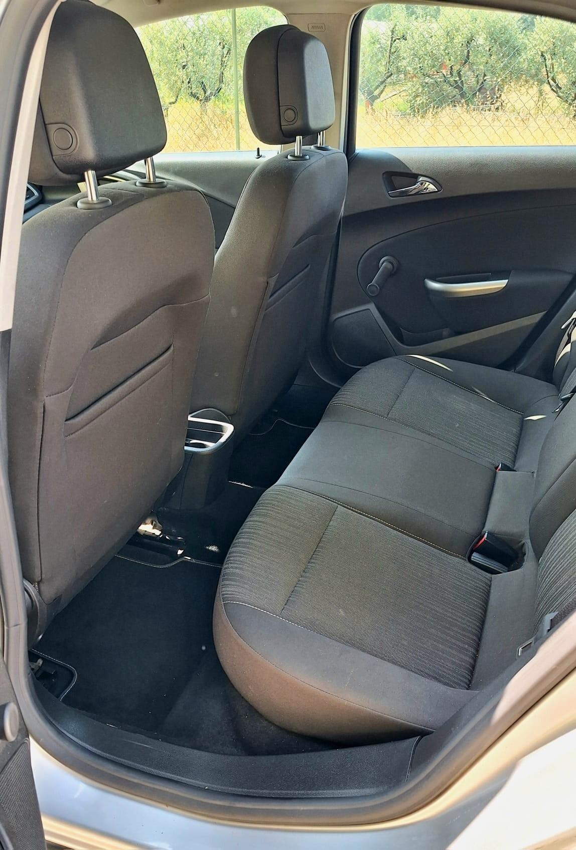 Opel Astra 1.4 - Benzina - 5porte - NEOPATENTATI