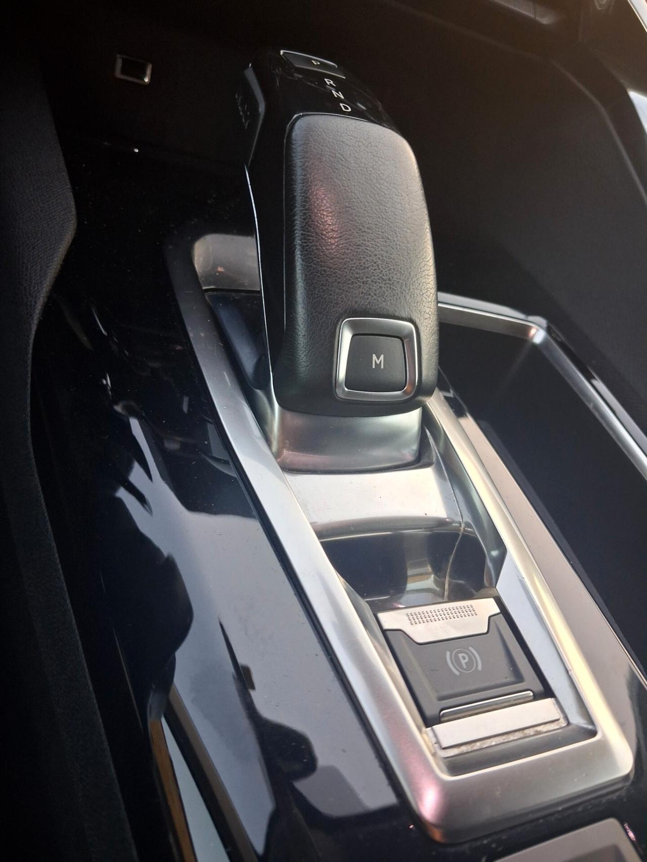Peugeot 5008 BlueHDi 130 S&S Allure