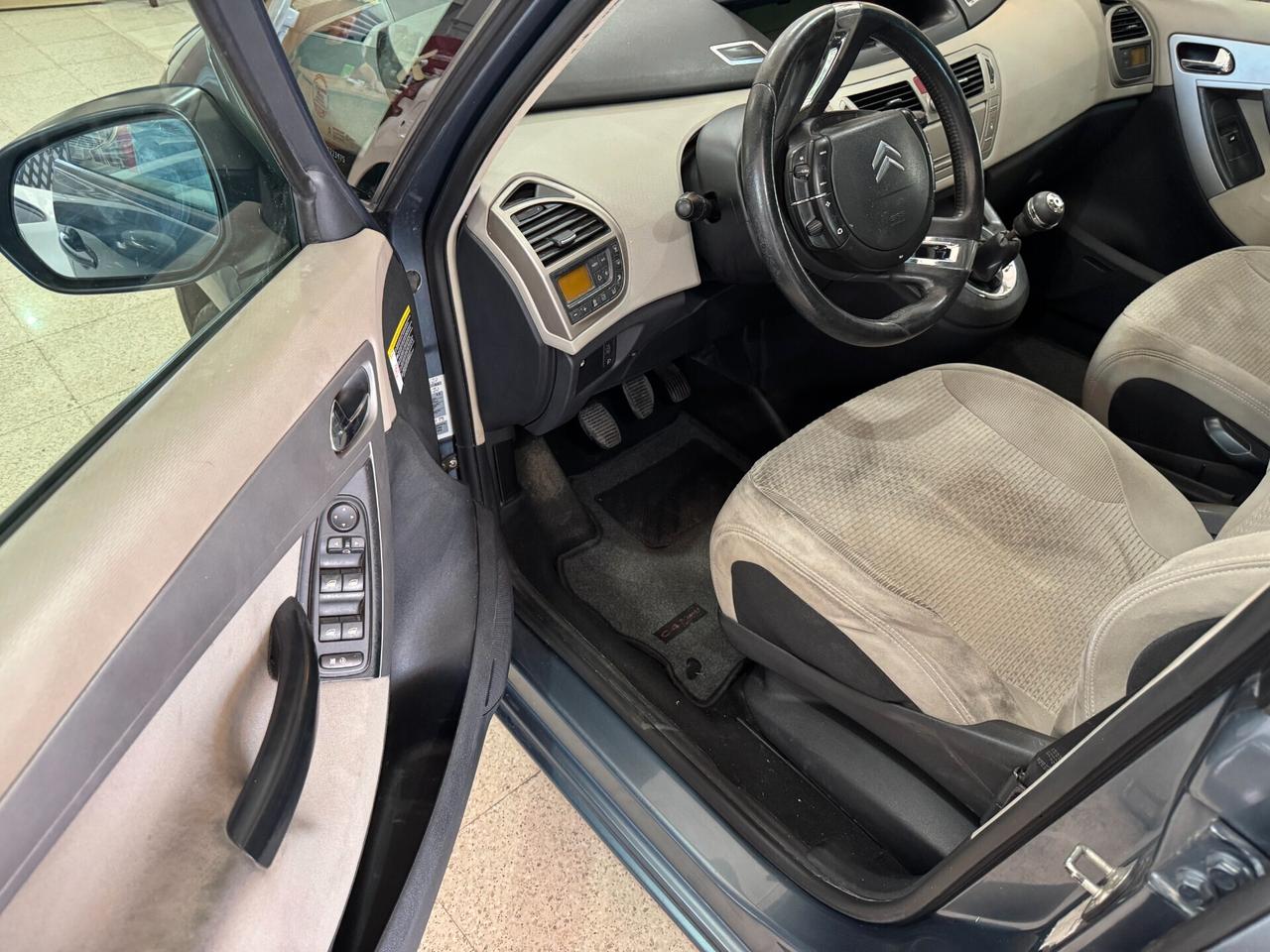 Citroen C4 Picasso 1.6 HDi 110 Elegance OK NEOPATEMTATI