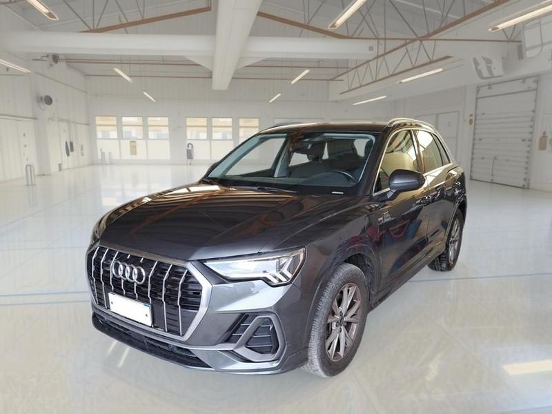 AUDI Q3 45 TFSI E S TRONIC S LINE EDITION SUV