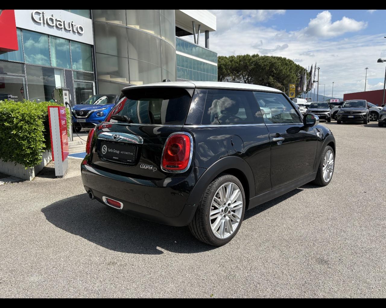 MINI Mini (F56) - Mini 1.5 Cooper D