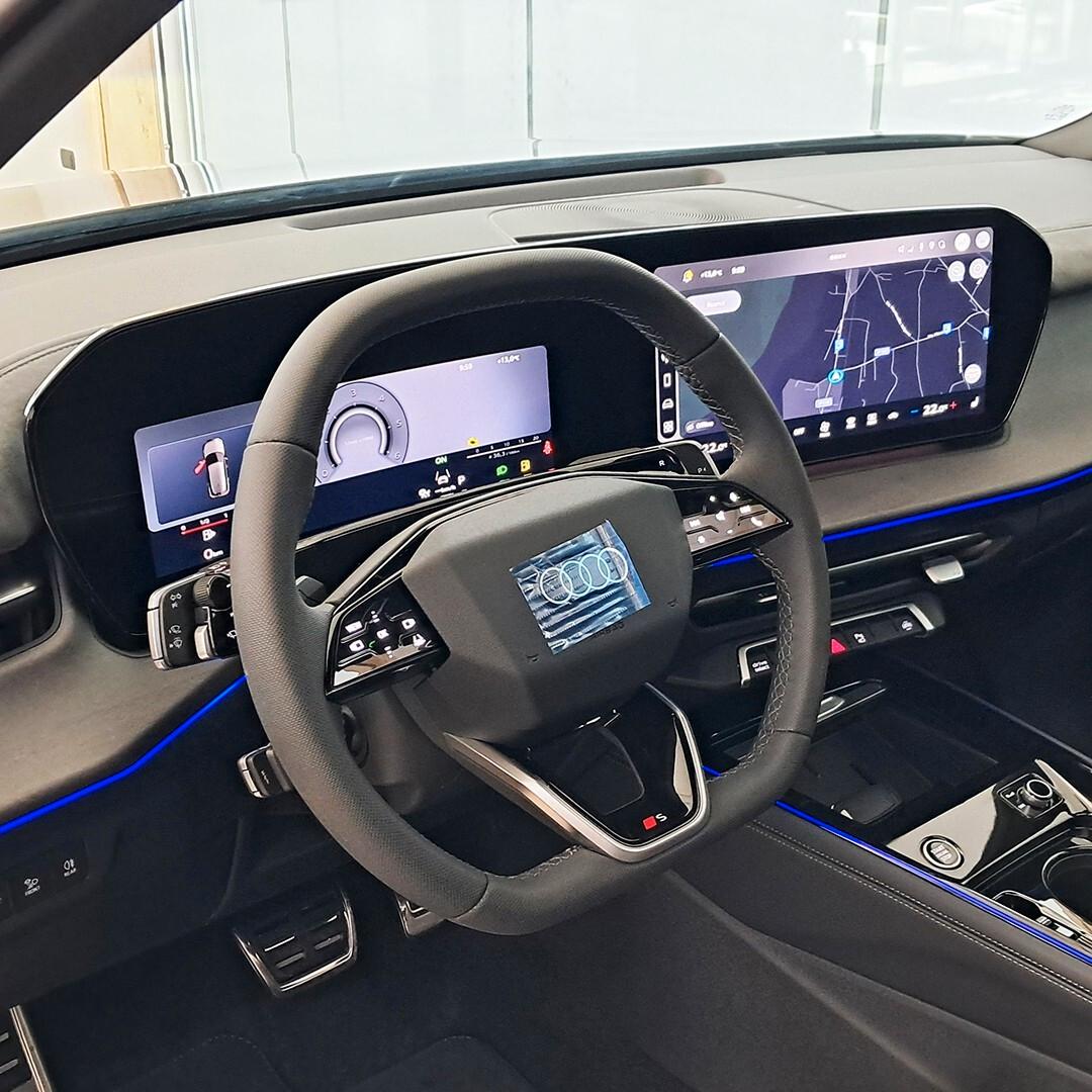 Audi Q3 35 TFSI S tronic Identity Black