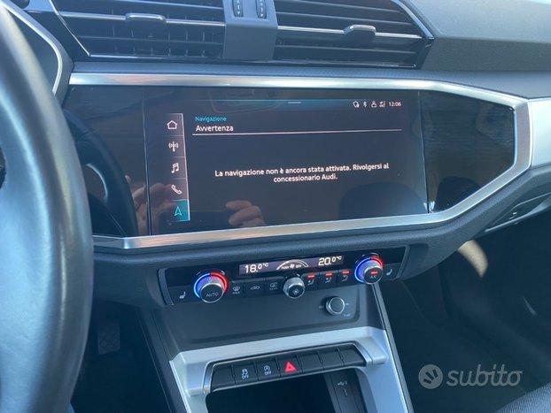 AUDI Q3 35 TFSI S tronic Business