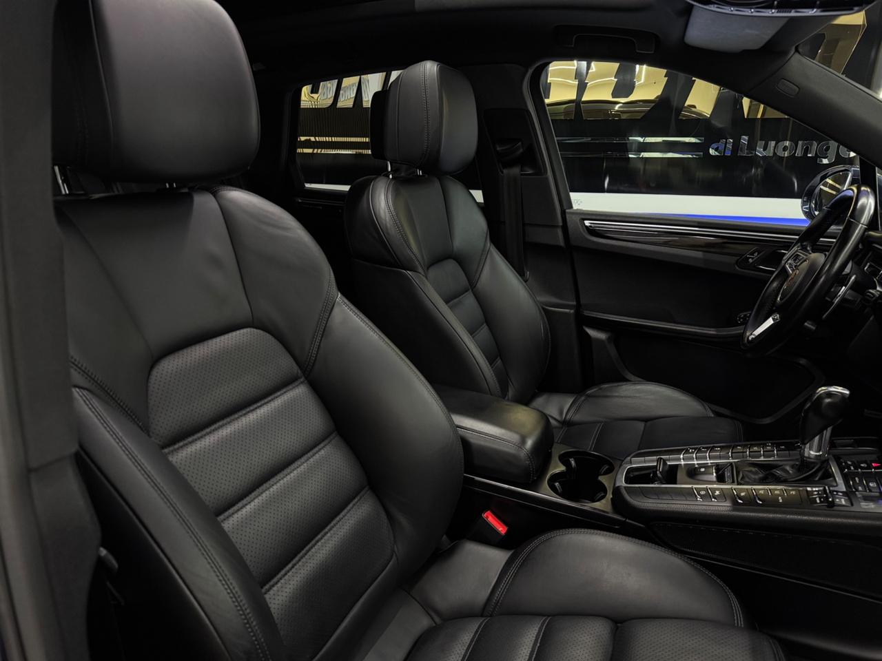Porsche Macan 2.0 245Cv Iper Full-Tetto-Bose