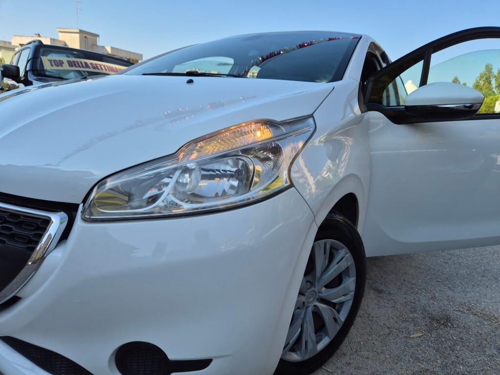 Peugeot 208 1.4 HDi 68 CV 5 porte Active