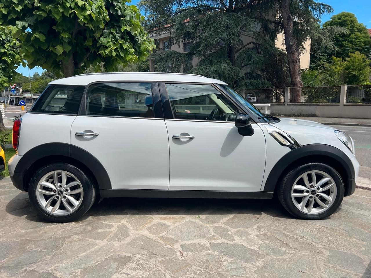 MINI COUNTRYMAN ONE D 1.6 NEOPATENTATI