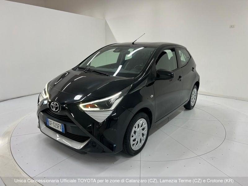 Toyota Aygo Aygo Connect 1.0 VVT-i 72 CV 5 porte x-play
