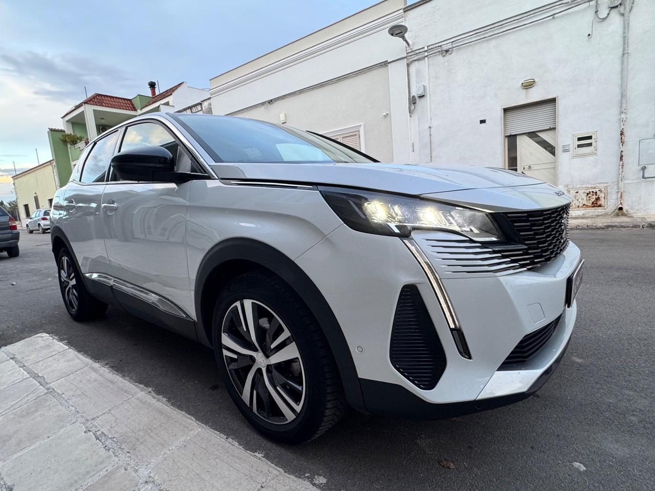 Peugeot 3008 BlueHDi 130 EAT8 Allure Pack