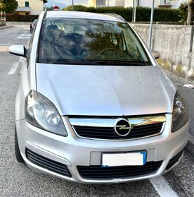 Opel Zafira 1.9 16V CDTI 150CV Cosmo