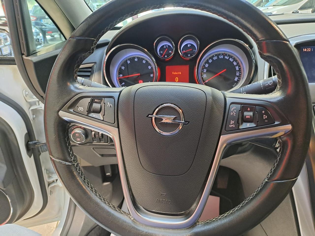 Opel Astra 1.4 Turbo 140CV berlina 110.000 km