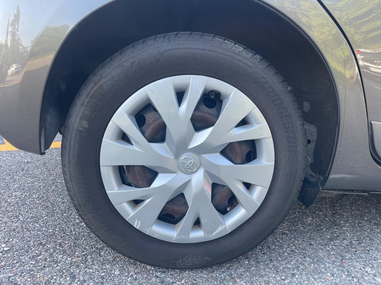 Toyota Yaris 1.5 Hybrid 5 porte*Automatik*Neopatentati*