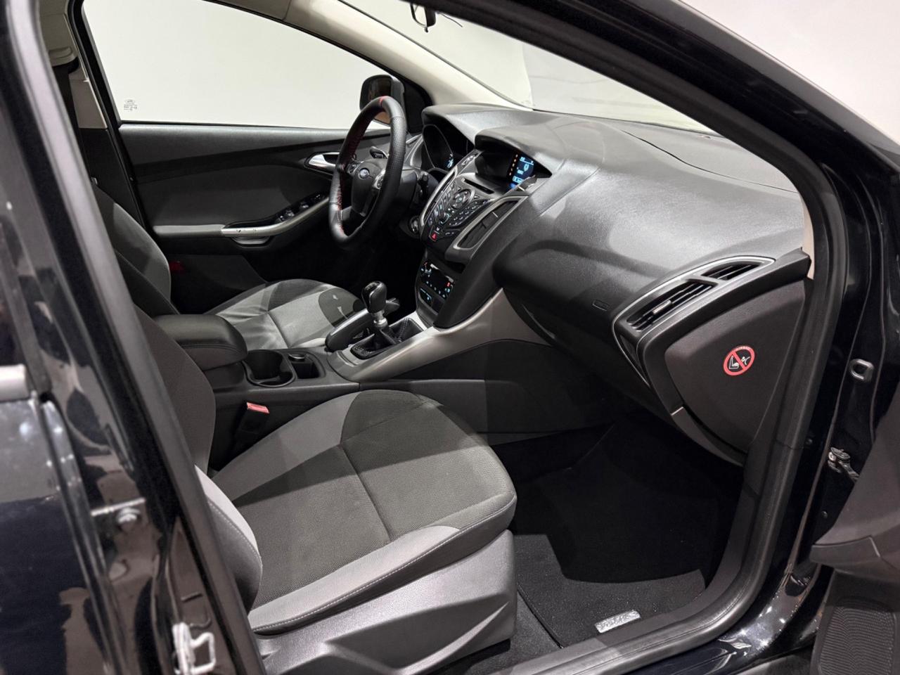 Ford Focus 1.6 TDCi Titanium (70kw/95cv)