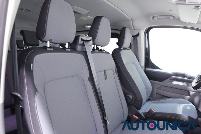 FORD Tourneo Custom 320 2.0 ECOBLUE 170CV AUTOMATICO PL TITANIUM