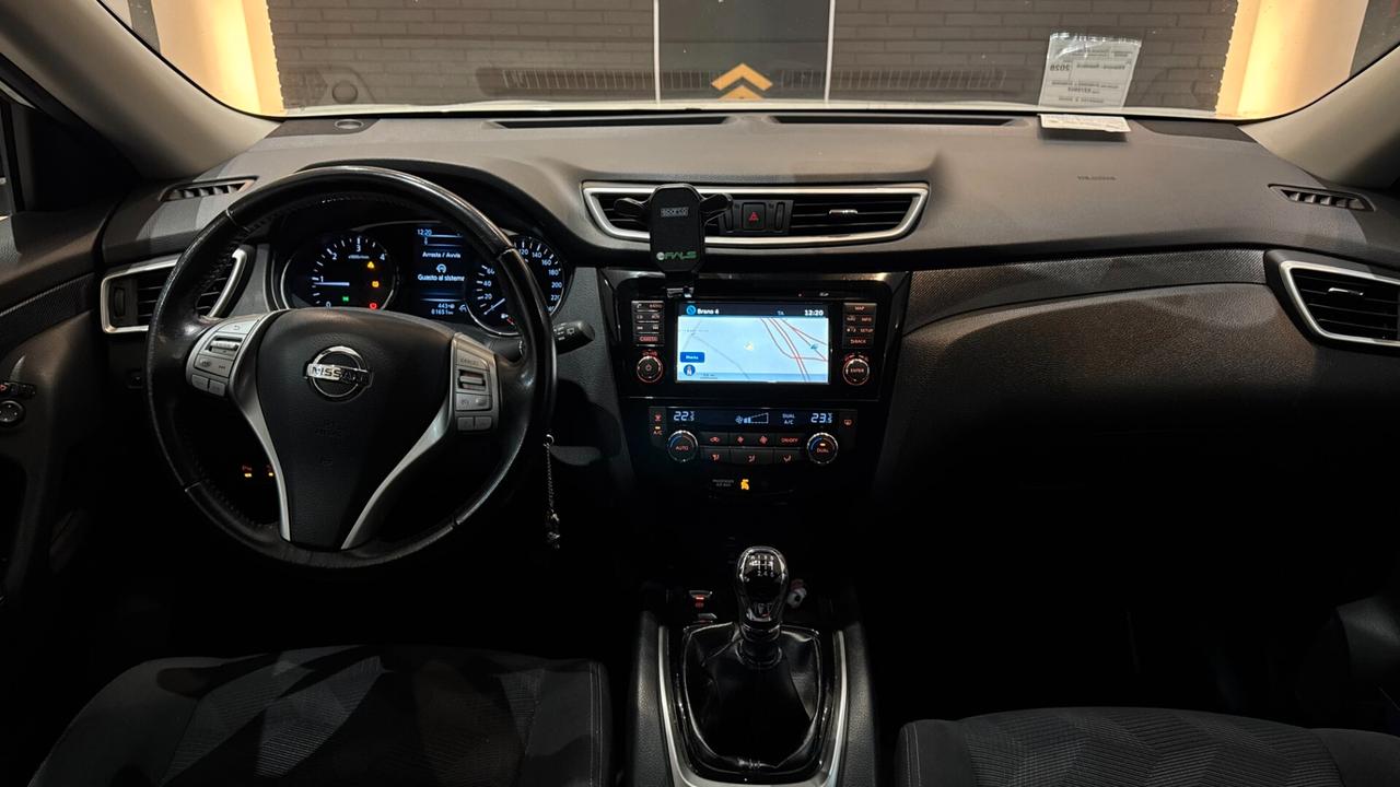 Nissan X-Trail 1.6 dCi 2WD Tekna - 2015