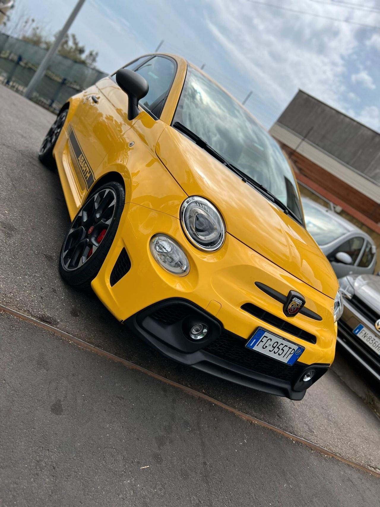 Abarth 595 1.4 Turbo T-Jet 180 CV Competizione