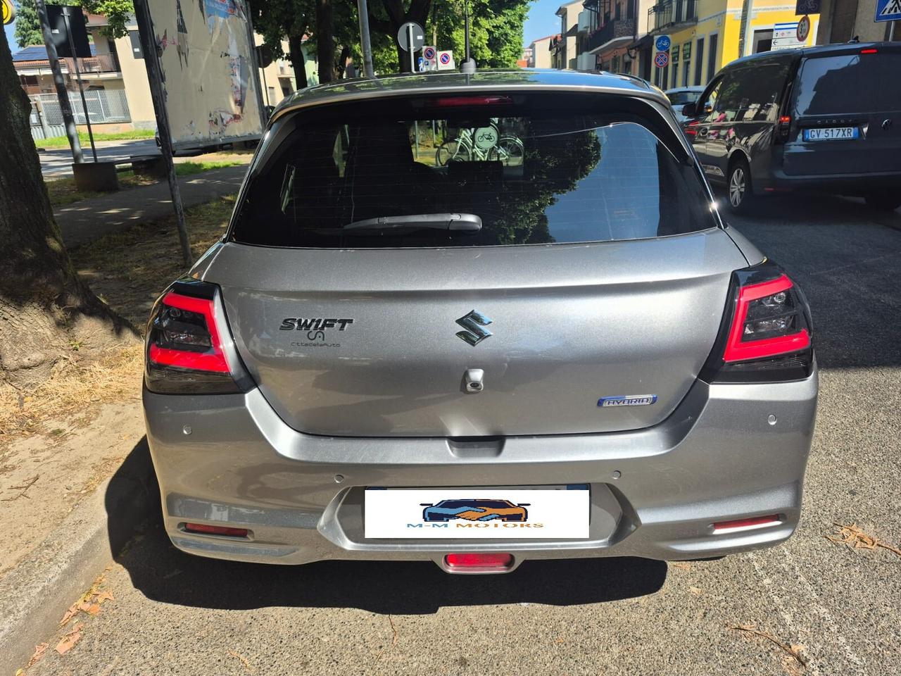Suzuki Swift 1.2 Hybrid Top *SOLO 2.400KM*