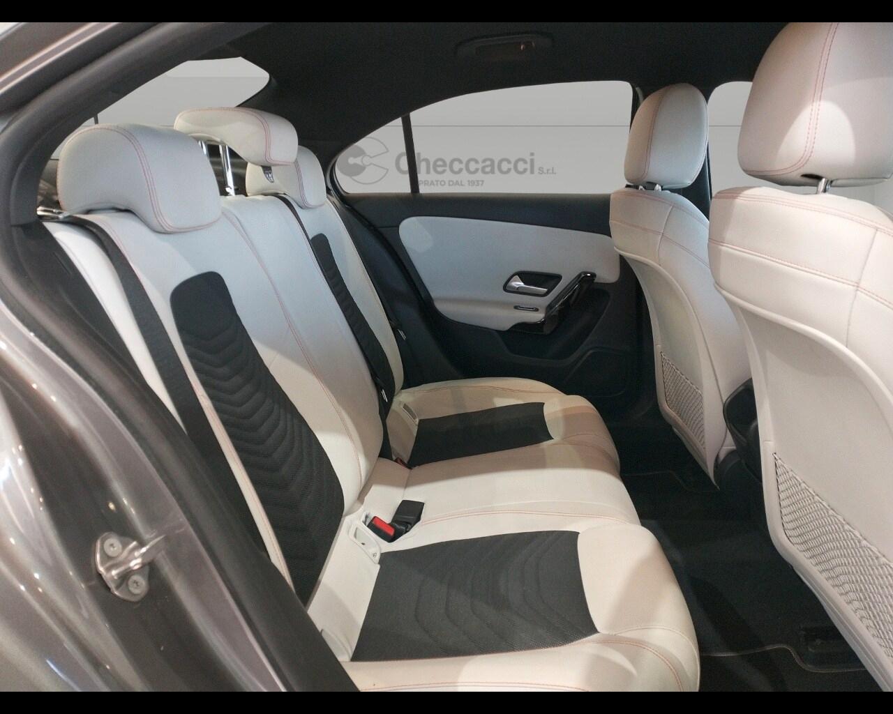 MERCEDES Classe A (V177) A 180 d Automatic ...