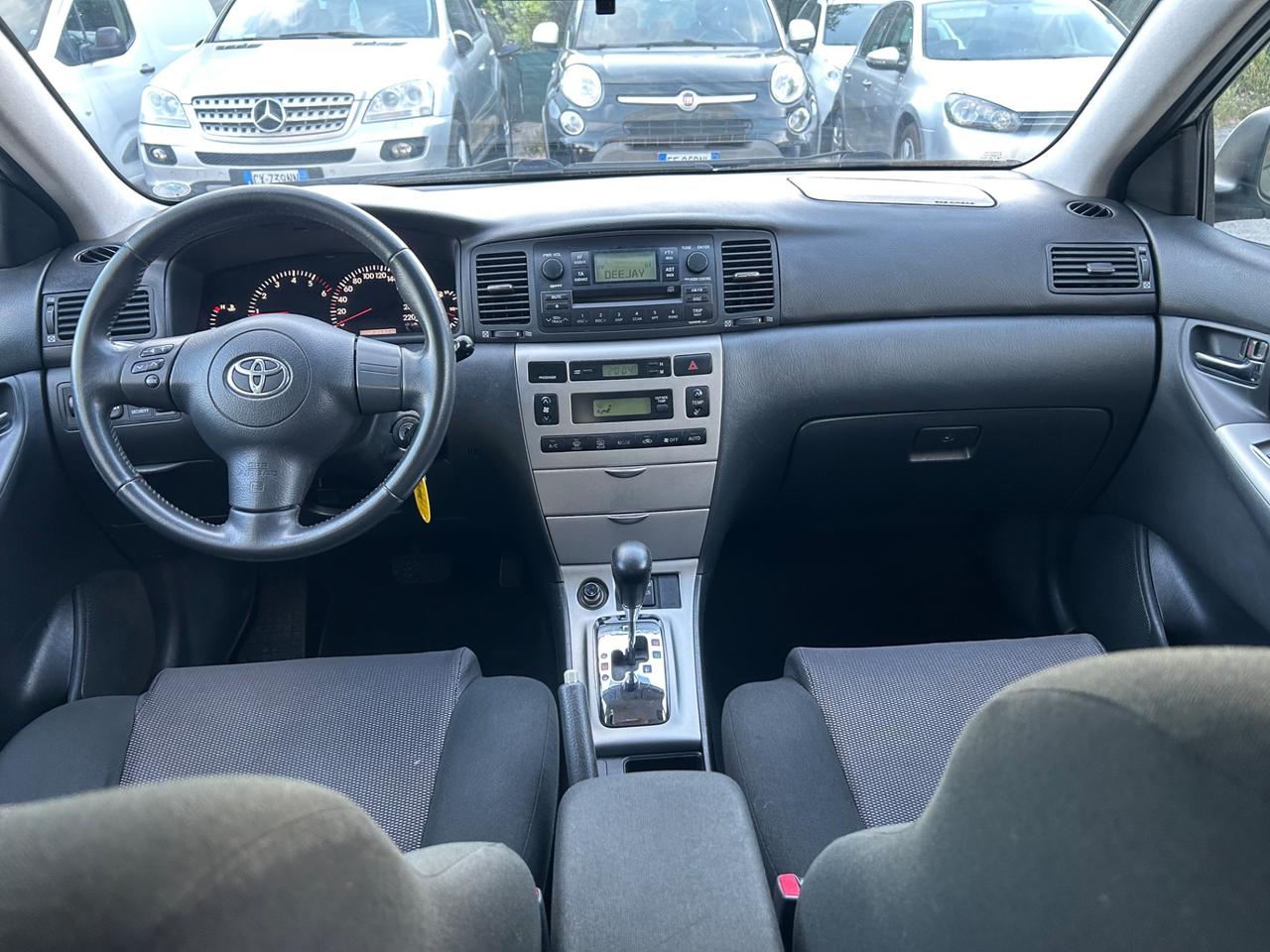 Toyota Corolla 1.4 D-4D Cambio automatico 5 porte