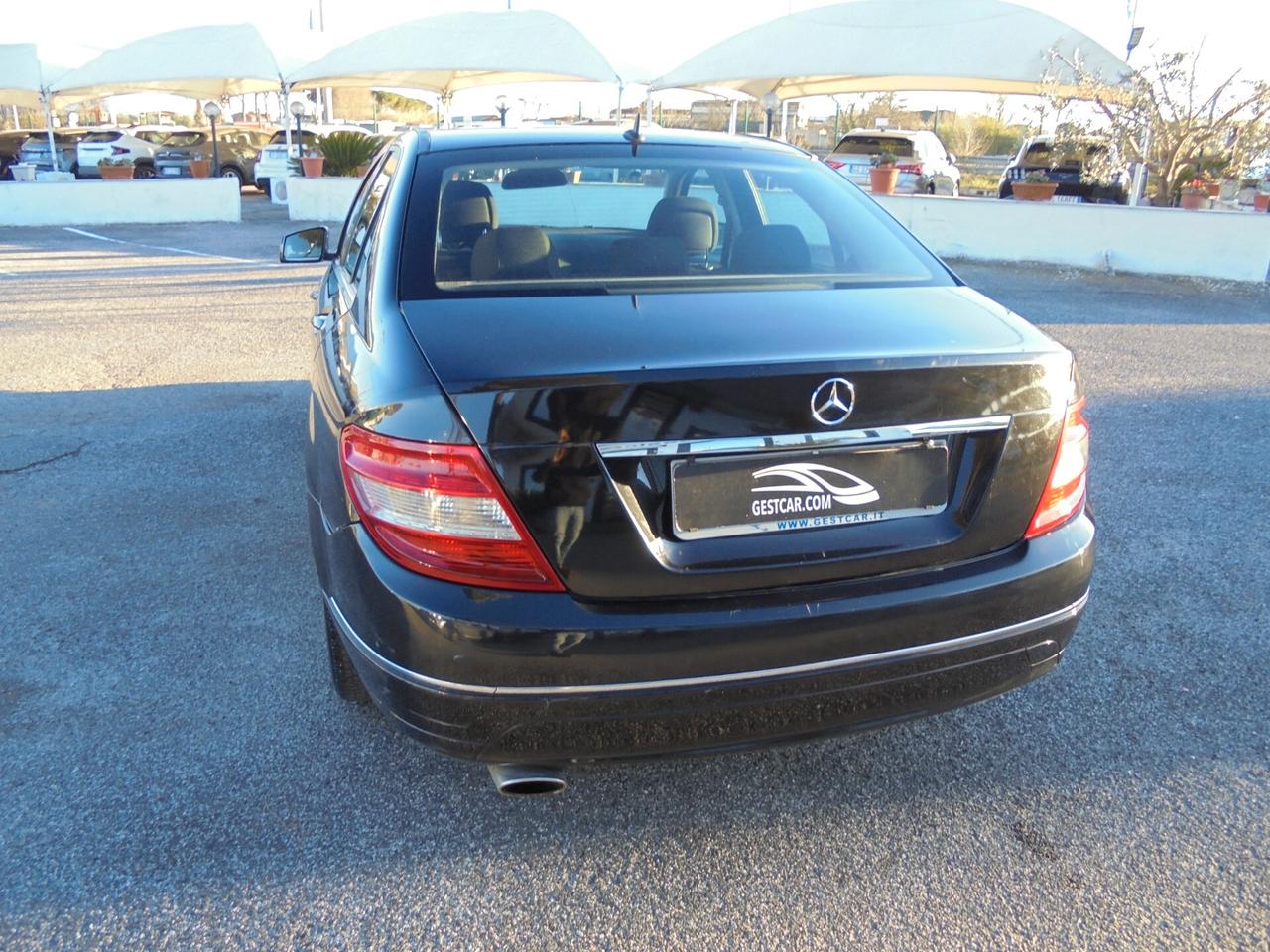 Mercedes-benz C 220 CDI BlueEFFICIENCY Elegance