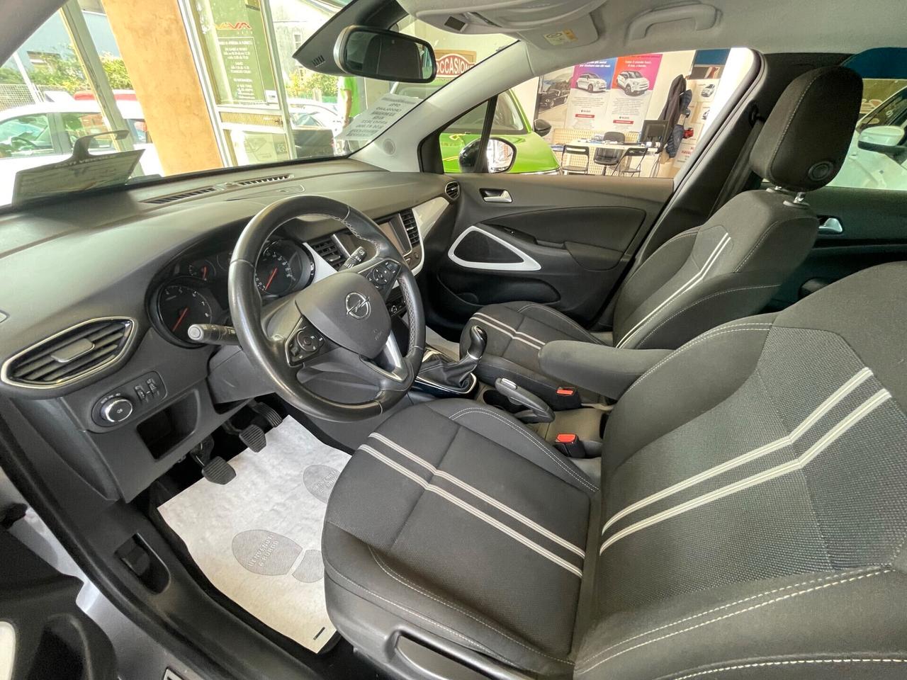 Opel Crossland 1.2 12V Blitz Edition