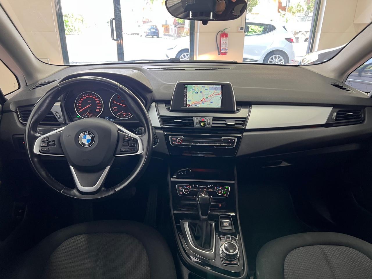 Bmw 2er Active Tourer 218d Advantage