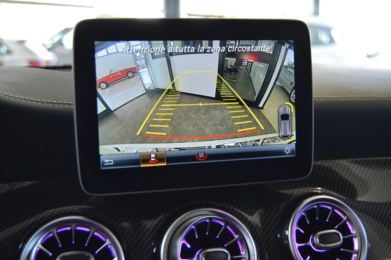 Mercedes-Benz GLA 200D Night EDITION Tetto/Navi/Pelle/Auto