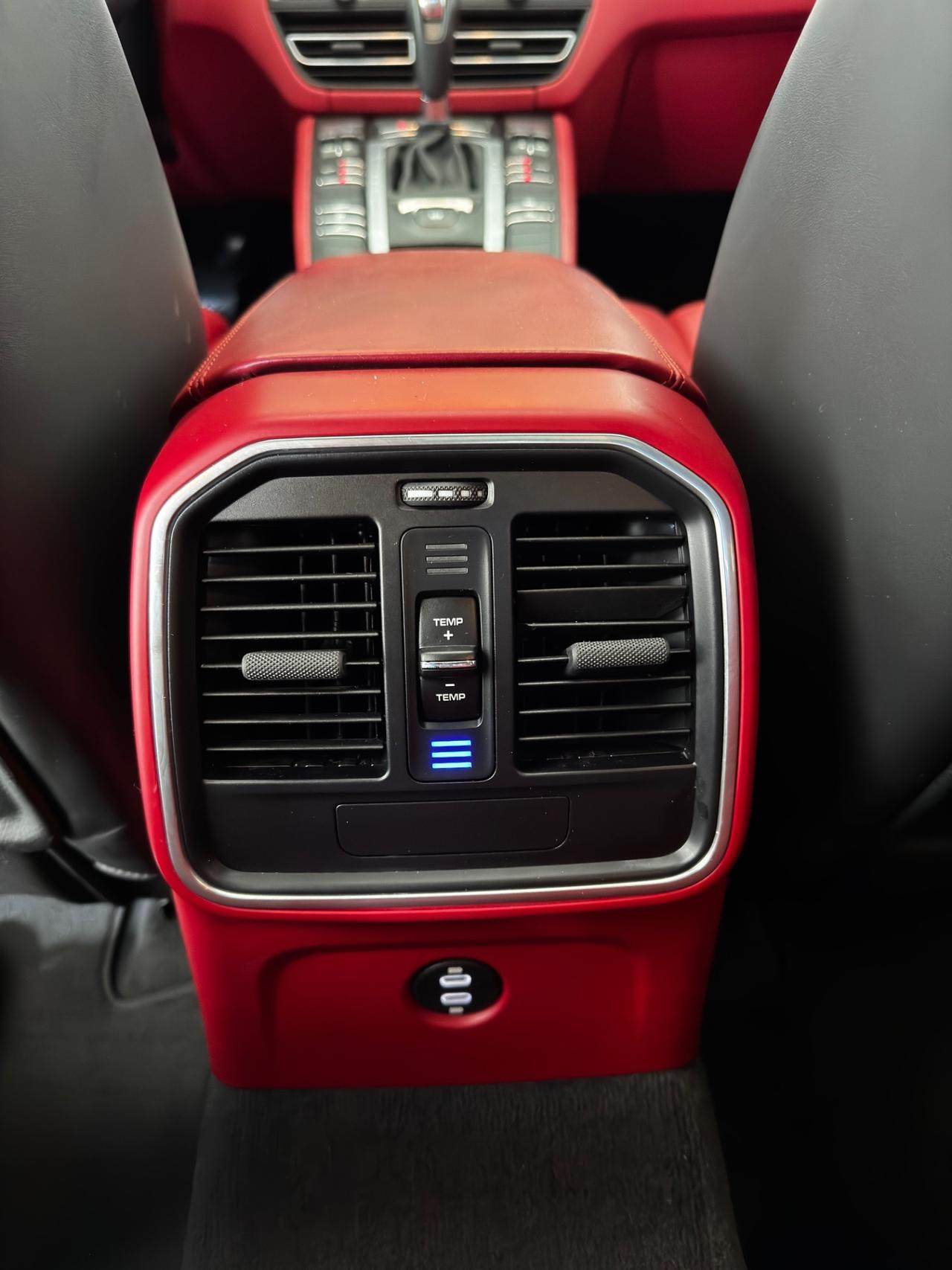 Porsche Macan 2.0 Benzina 245cv PDK