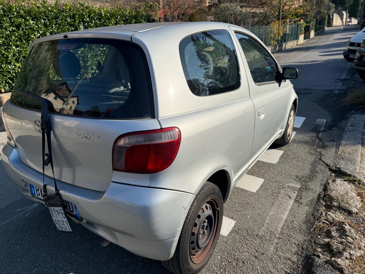 Toyota Yaris 1.0i 16V cat 3 porte