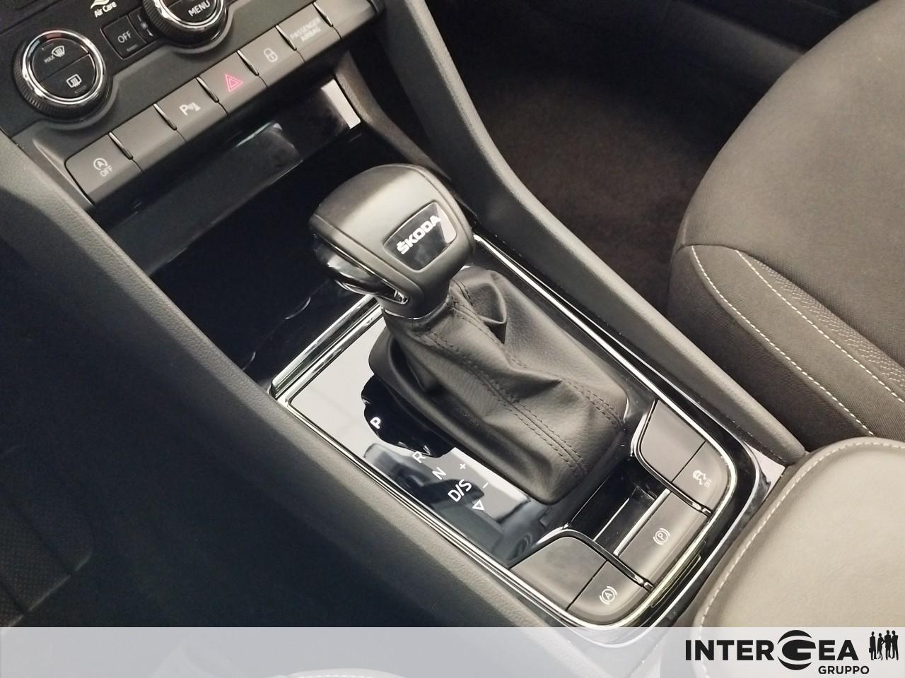 SKODA Karoq 2.0 tdi evo Ambition 115cv dsg