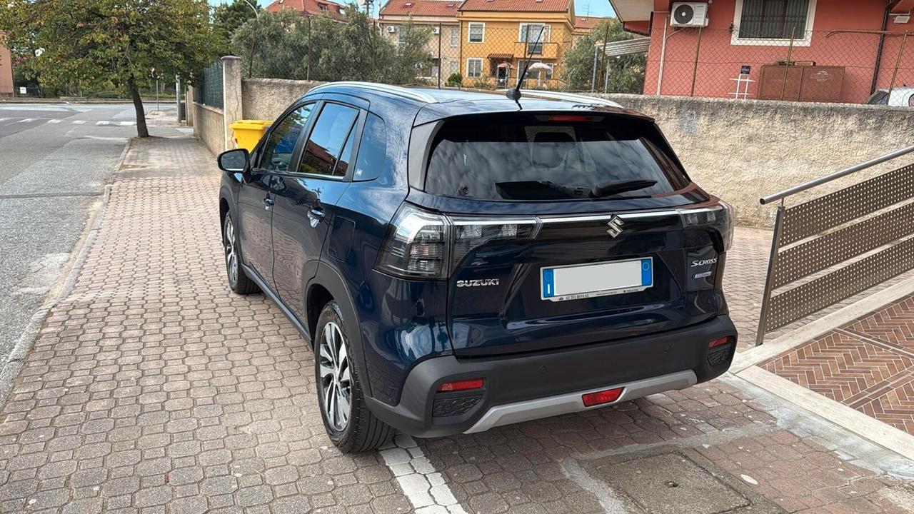 Suzuki S-Cross 1.4 Hybrid Top+