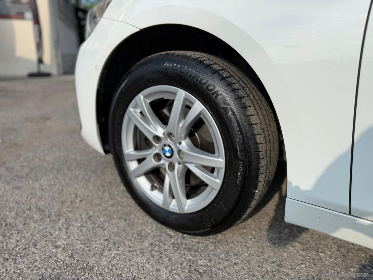 BMW 216d Active Tourer Business ADVANTAGE