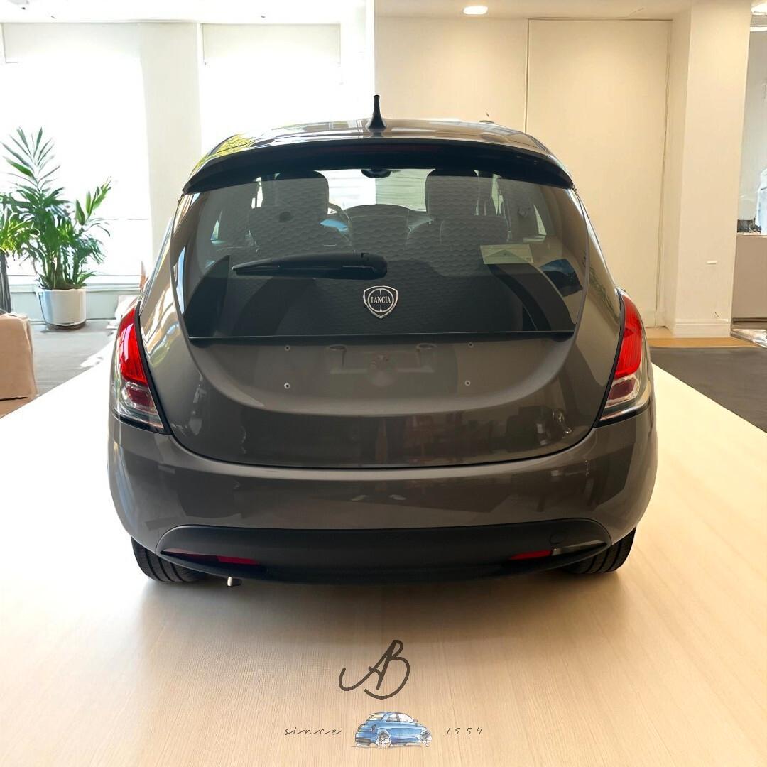 Lancia Ypsilon 1.0 FireFly 5 porte S&S Hybrid Oro