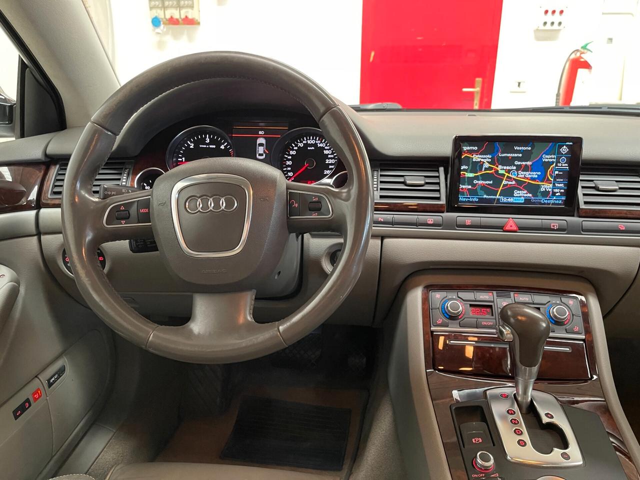 Audi A8 3.0 TDI quattro tiptronic - LEGGI SOTTO